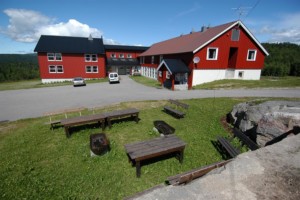 norwegisches Freizeitheim Gautestad Misjonssenter am See für Kinderfreizeiten