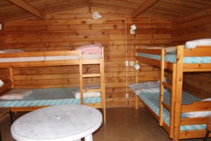 Schlafraum im schwedischen Freizeitheim Däldenäs direkt am See für Kinderfreizeiten