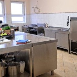 Küche im Gruppenhaus Seehaus Altmark für Menschen mit Behinderung und Personen im Rollstuhl