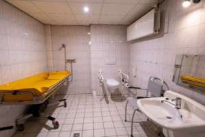Barrierefreies Badezimmer im handicapgerechten Gruppenhaus Follenhoegh